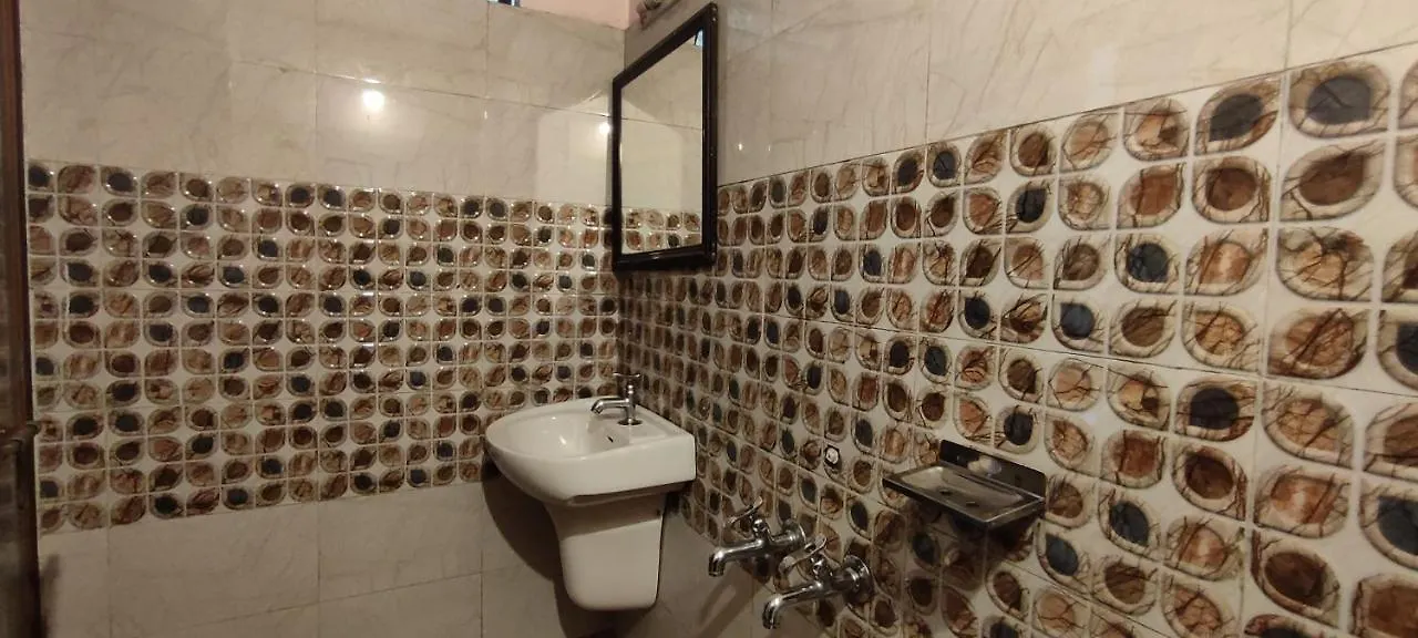 Arul Mount Bed & Breakfast Munnar