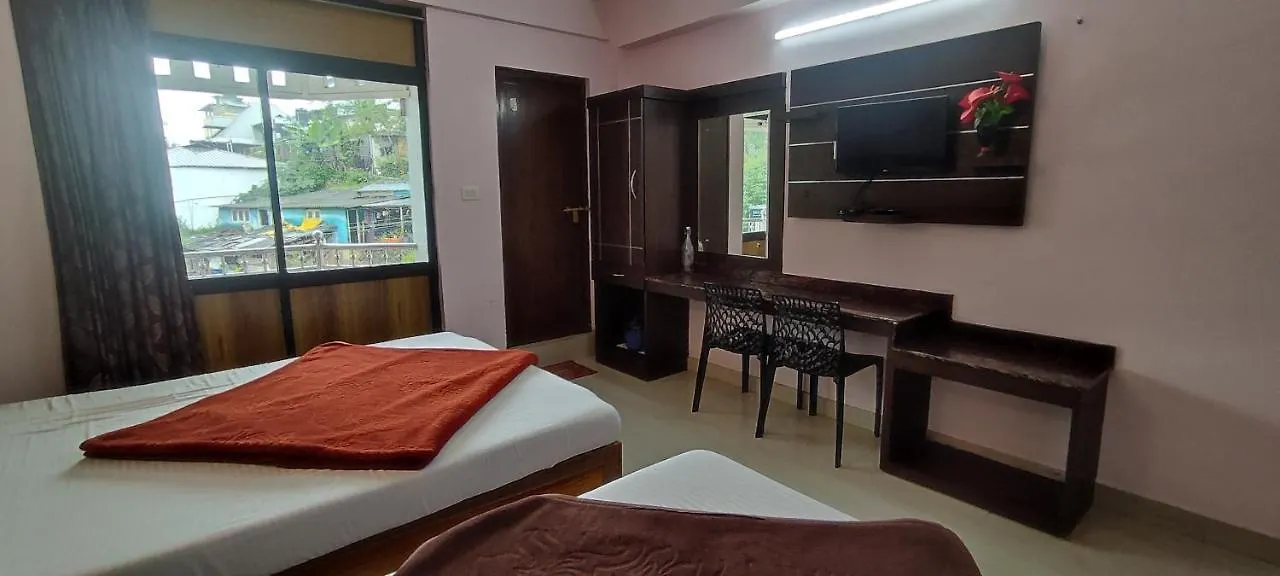 Arul Mount Bed & Breakfast Munnar