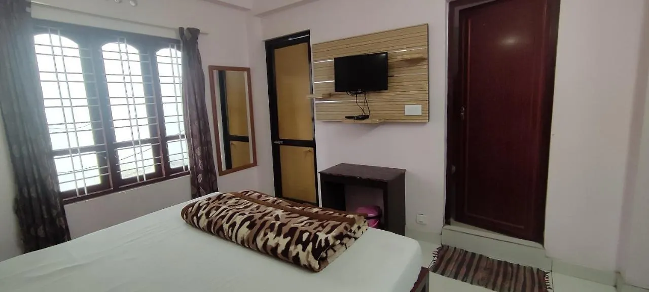 Arul Mount Bed & Breakfast Munnar 2*,  India