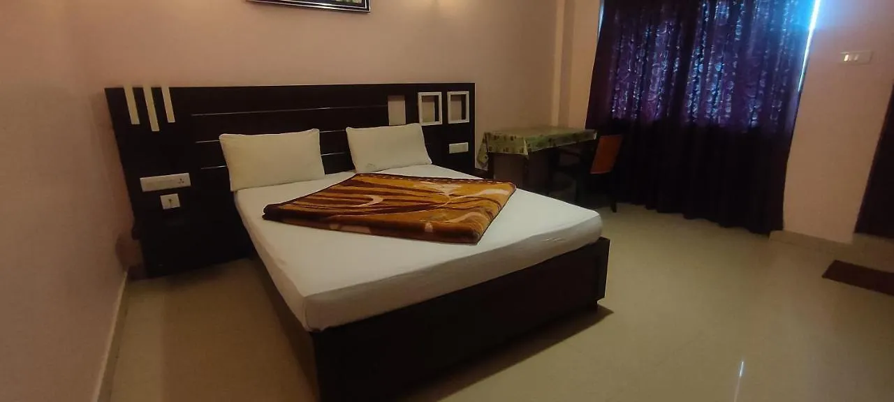 Arul Mount Bed & Breakfast Munnar 2*,