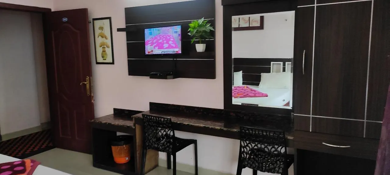 Arul Mount Bed & Breakfast Munnar India