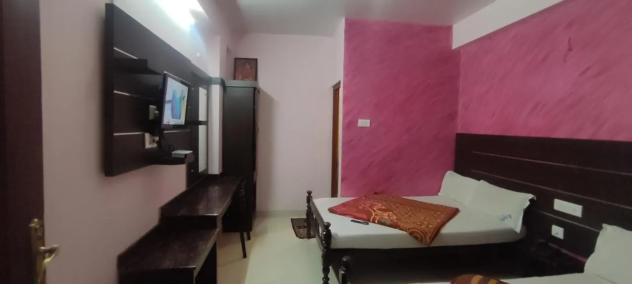 **  Arul Mount Bed & Breakfast Munnar India
