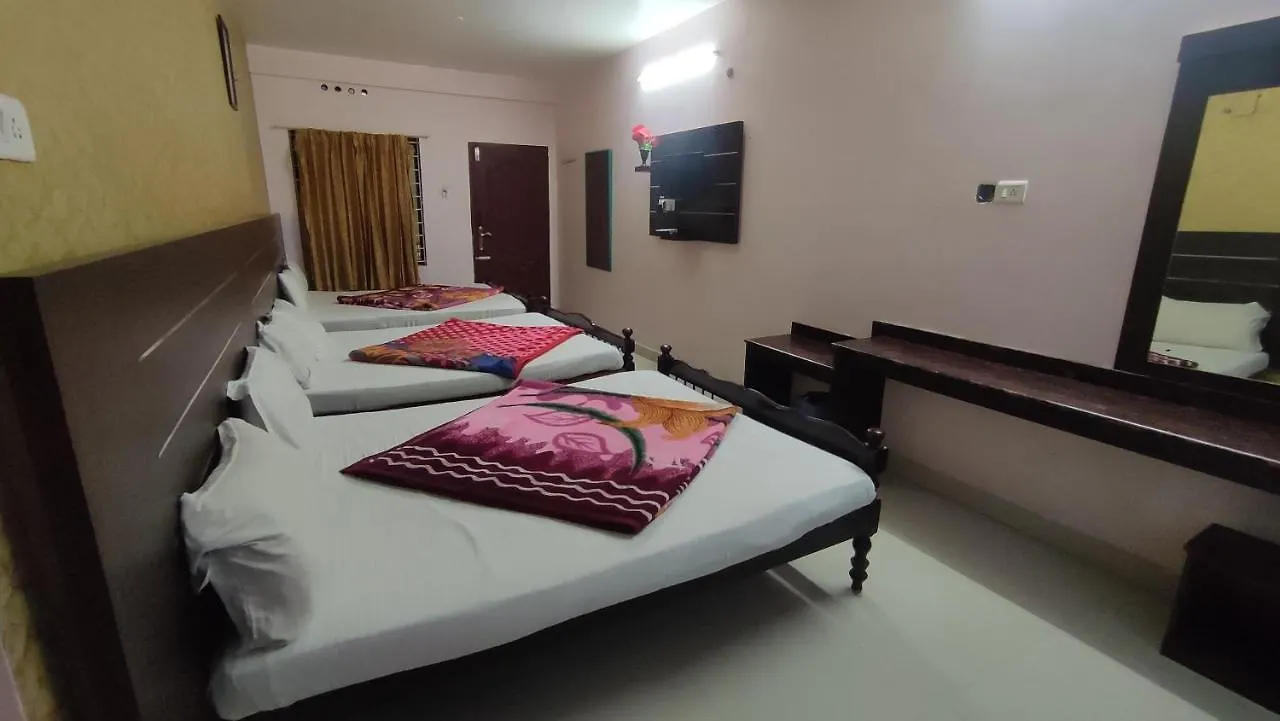 Arul Mount Bed & Breakfast Munnar 2*,  India