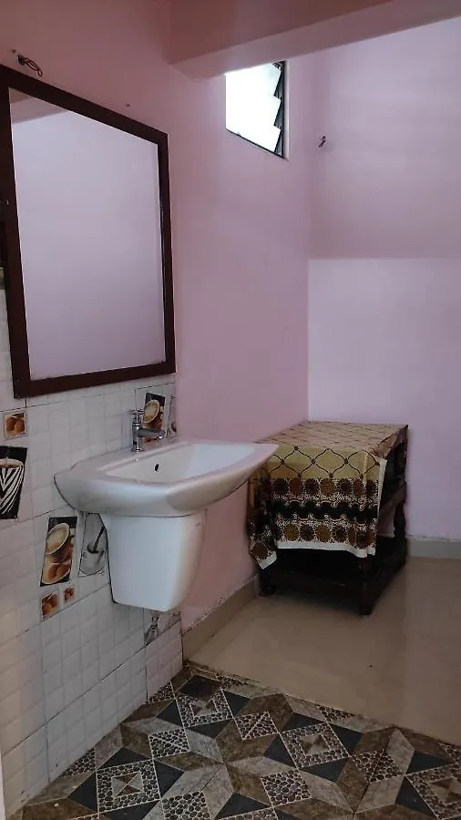 Arul Mount Bed & Breakfast Munnar